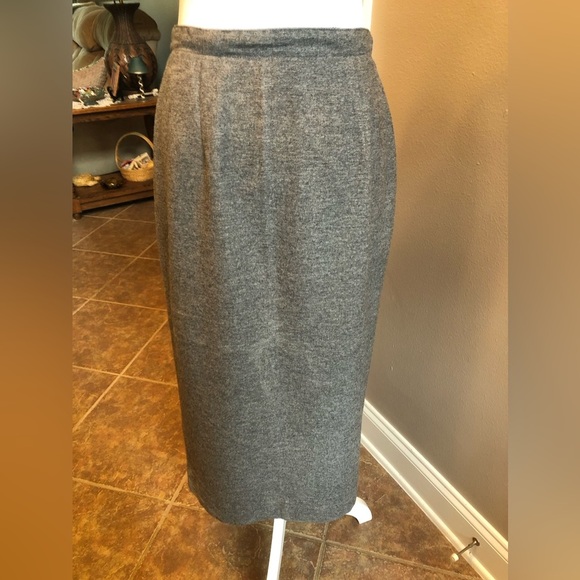 Vintage Lizwear Wool Blend Pewter Gray Wrap Skirt Size 8 - Picture 4 of 11